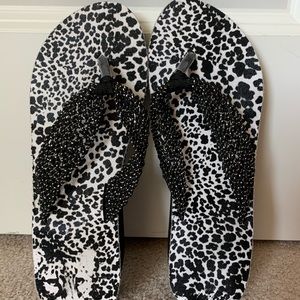 Black and White Cheetah Print Flip Flop Wedges